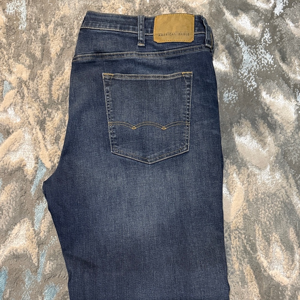 American Eagle Outfitters Men's Dark Blue Straight Jeans